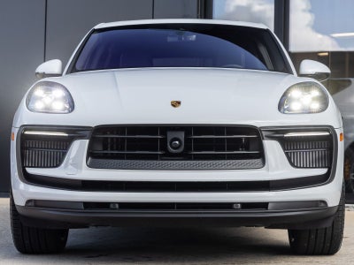 2026 Porsche Macan Macan S