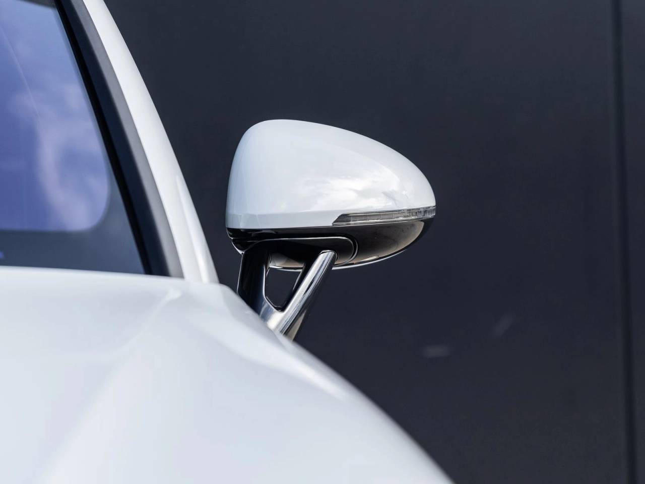 2026 Porsche Macan Macan S