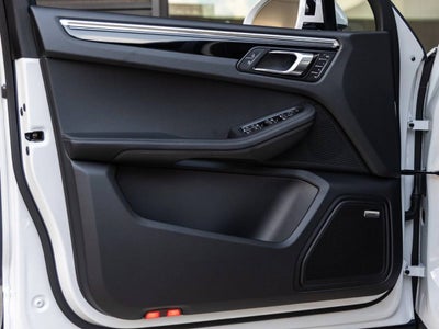 2026 Porsche Macan Macan S