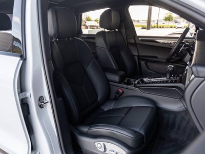 2026 Porsche Macan Macan S