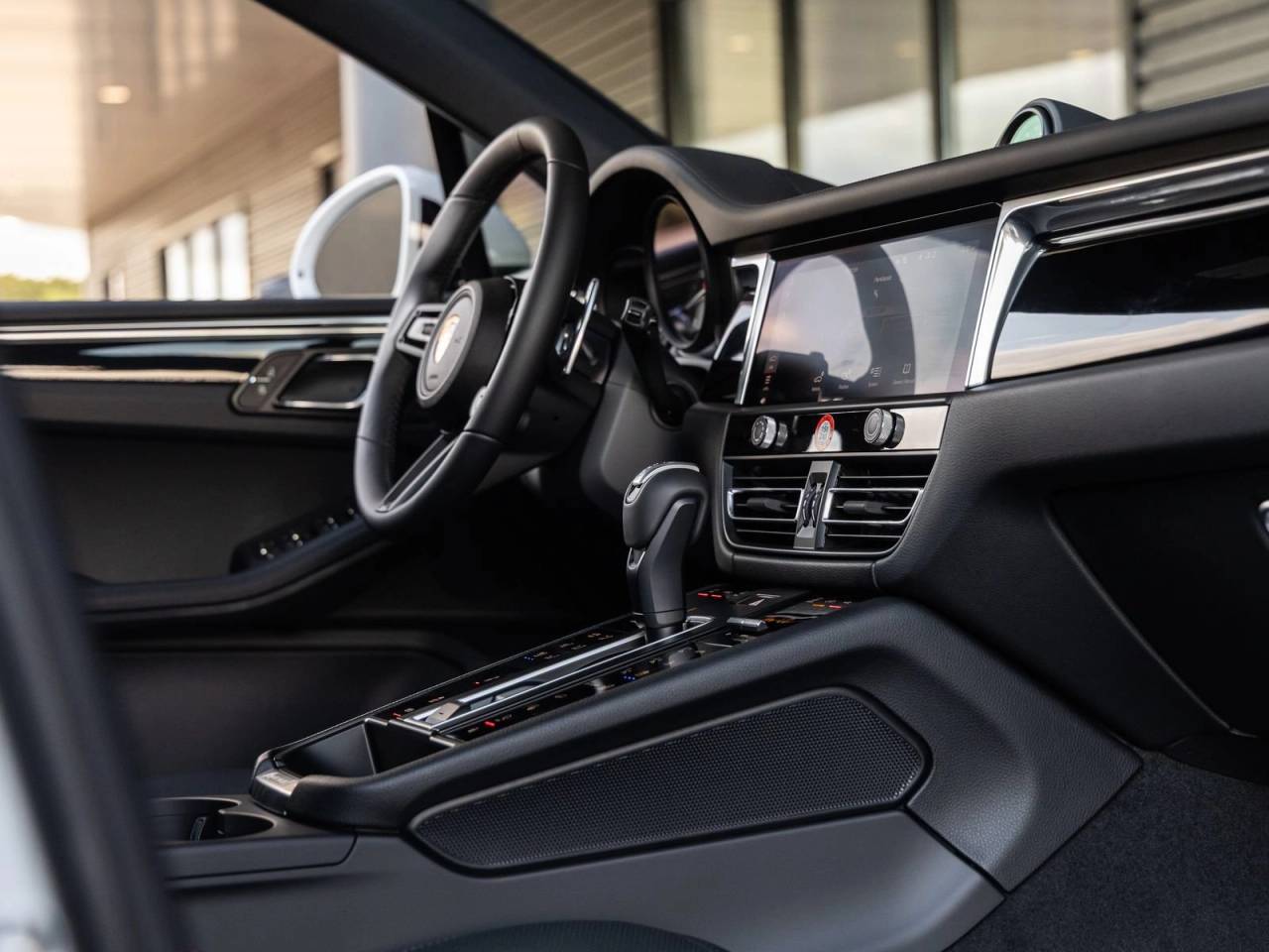 2026 Porsche Macan Macan S
