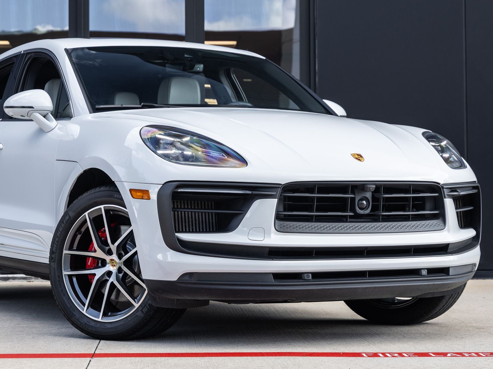 2022 Porsche Macan S