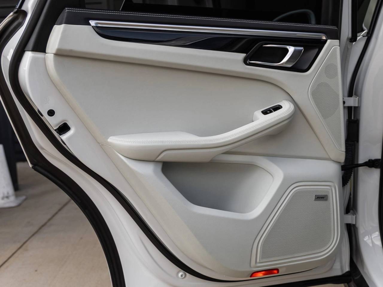 2022 Porsche Macan S