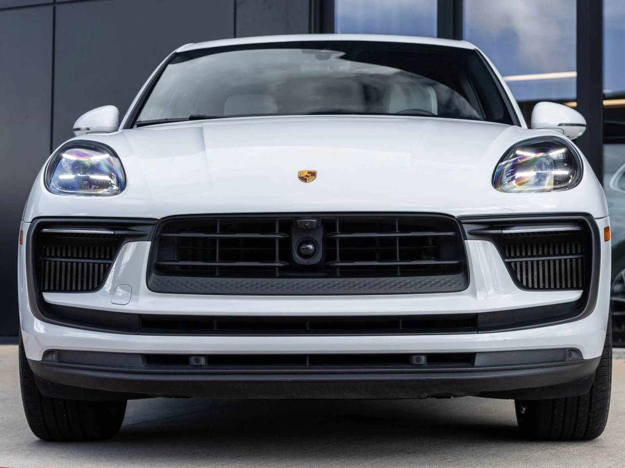 2022 Porsche Macan S