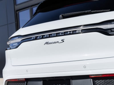 2026 Porsche Macan Macan S