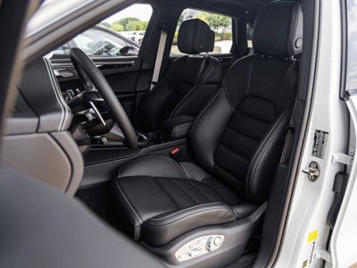2026 Porsche Macan S
