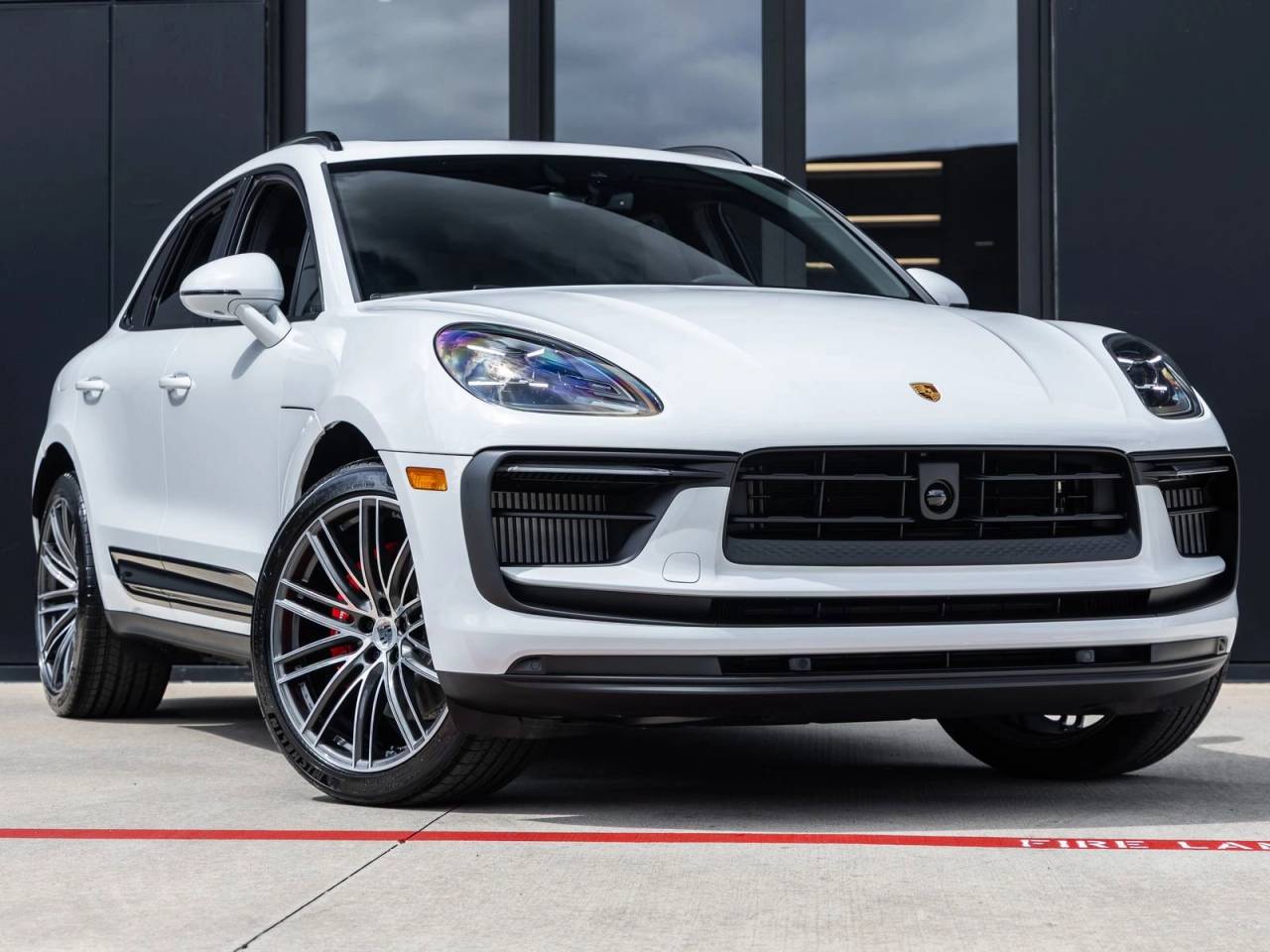 2026 Porsche Macan S