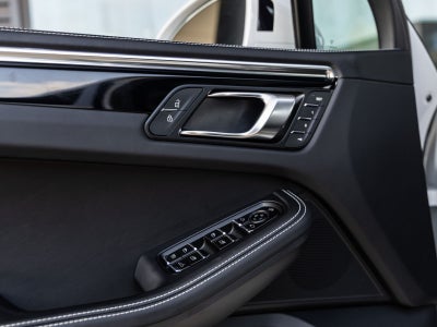 2026 Porsche Macan Macan S