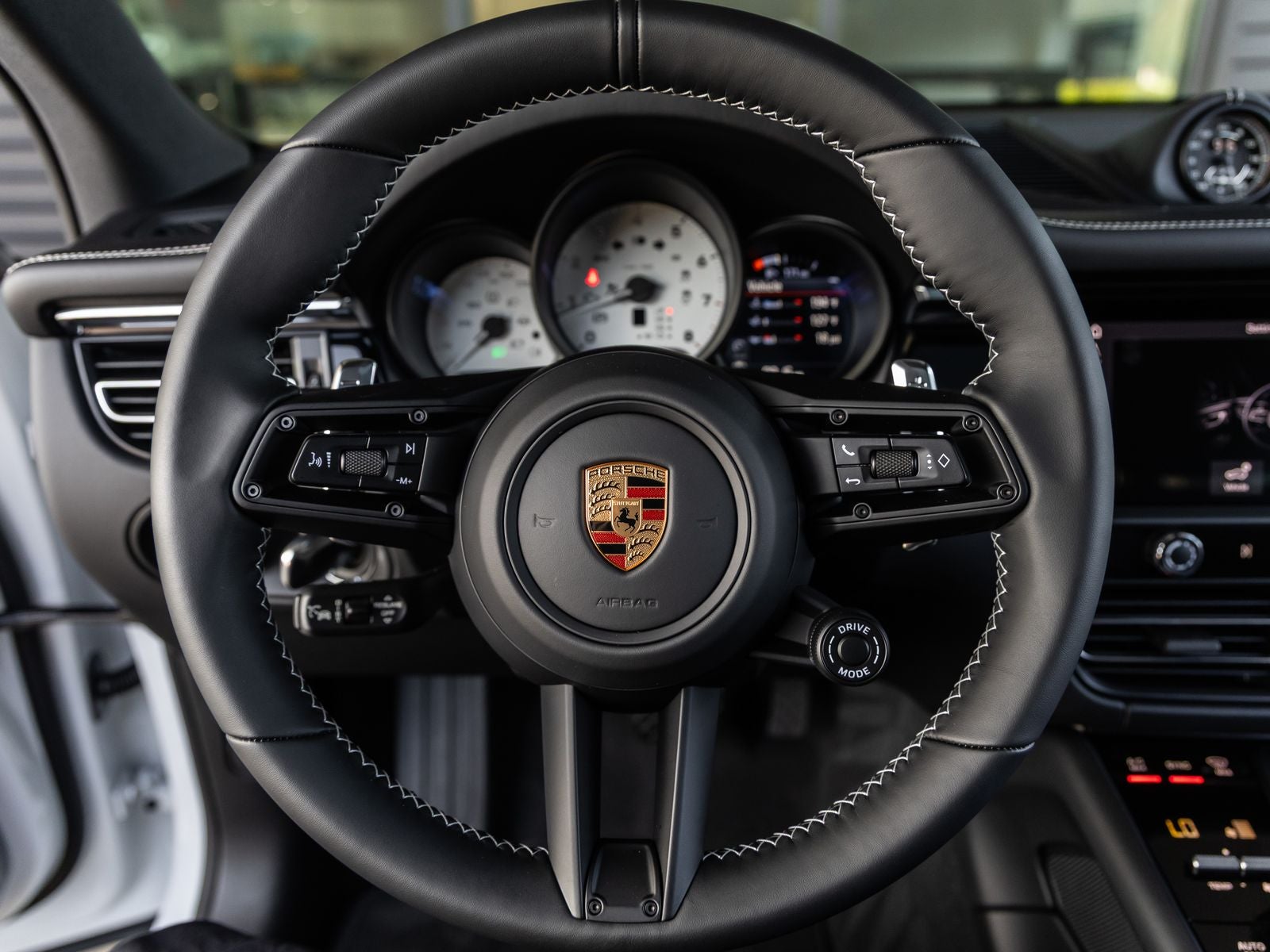 2026 Porsche Macan Macan S