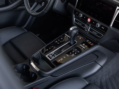 2026 Porsche Macan Macan S