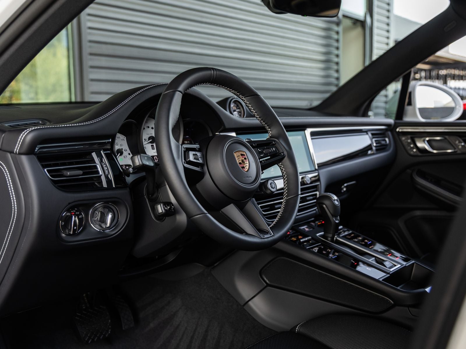 2026 Porsche Macan Macan S