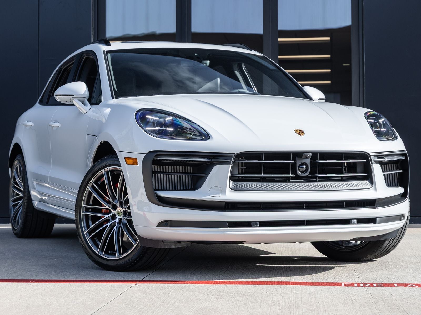 2026 Porsche Macan Macan S