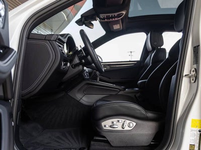 2026 Porsche Macan Macan S