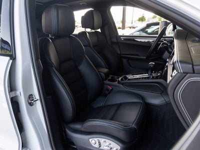 2026 Porsche Macan Macan S