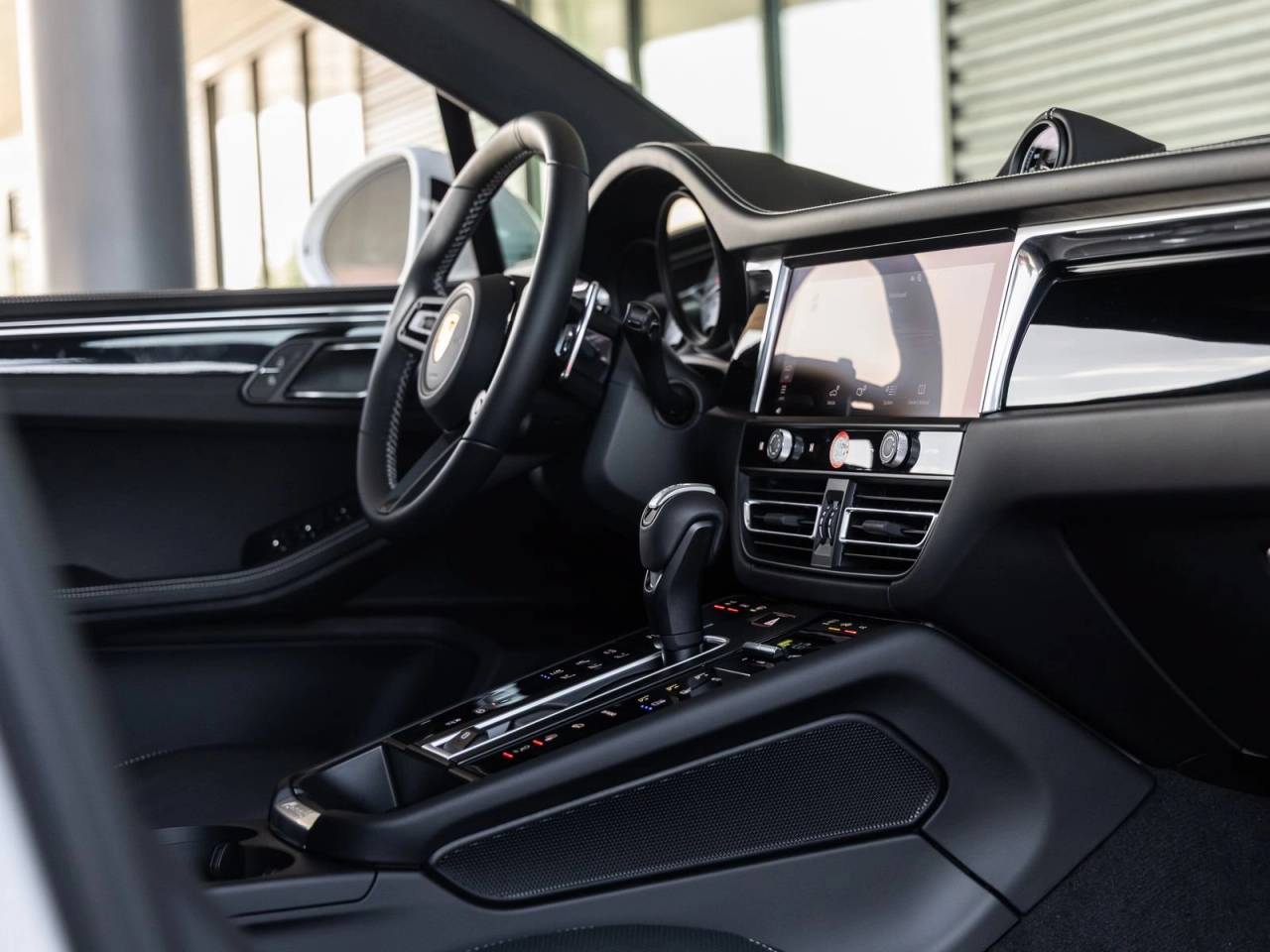 2026 Porsche Macan Macan S