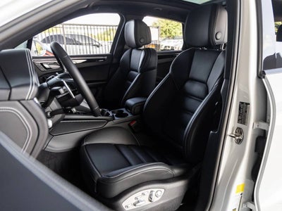 2026 Porsche Macan Macan S