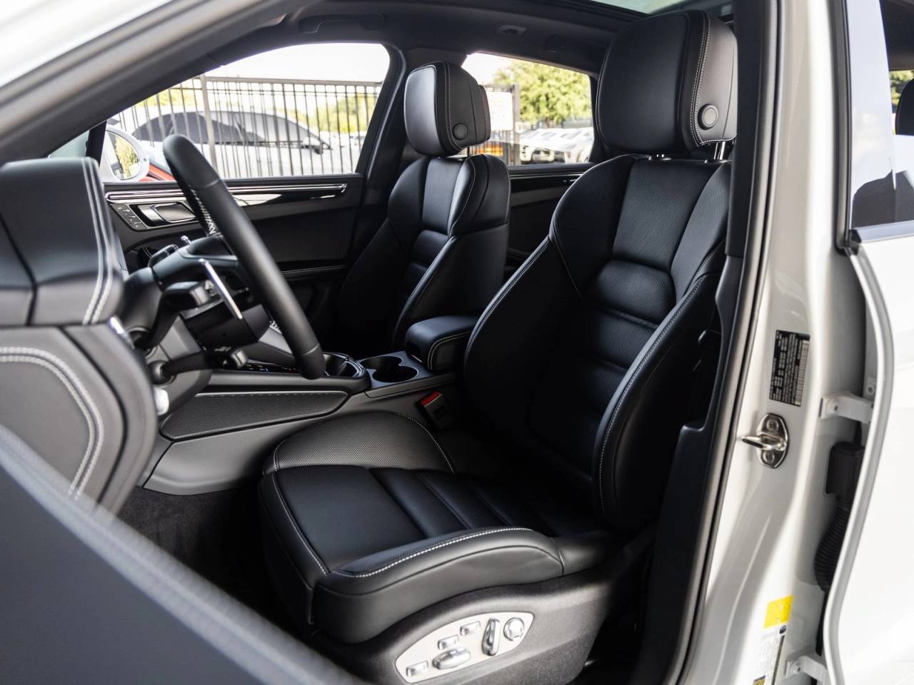 2026 Porsche Macan Macan S