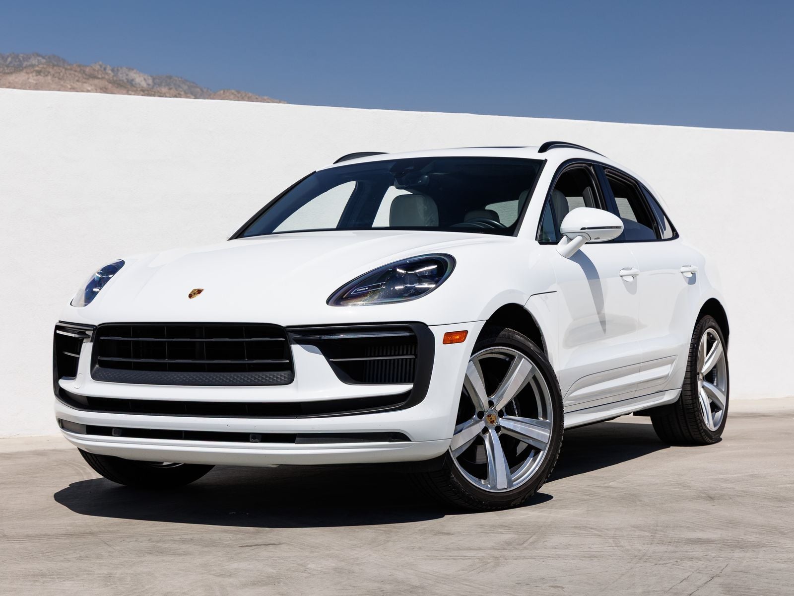 2022 Porsche Macan Macan S