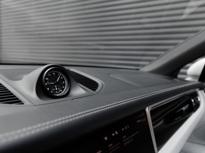 2022 Porsche Macan Macan S
