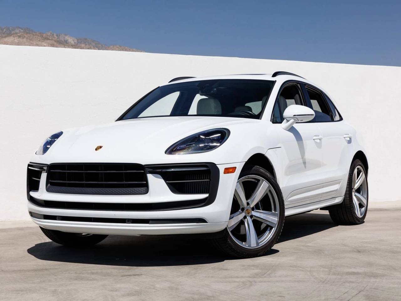 2022 Porsche Macan Macan S