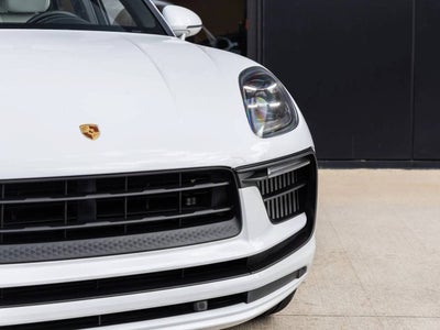 2022 Porsche Macan Macan S