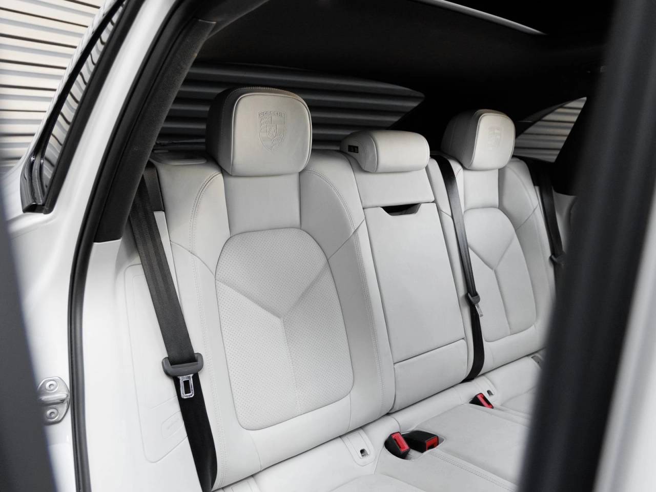 2022 Porsche Macan Macan S