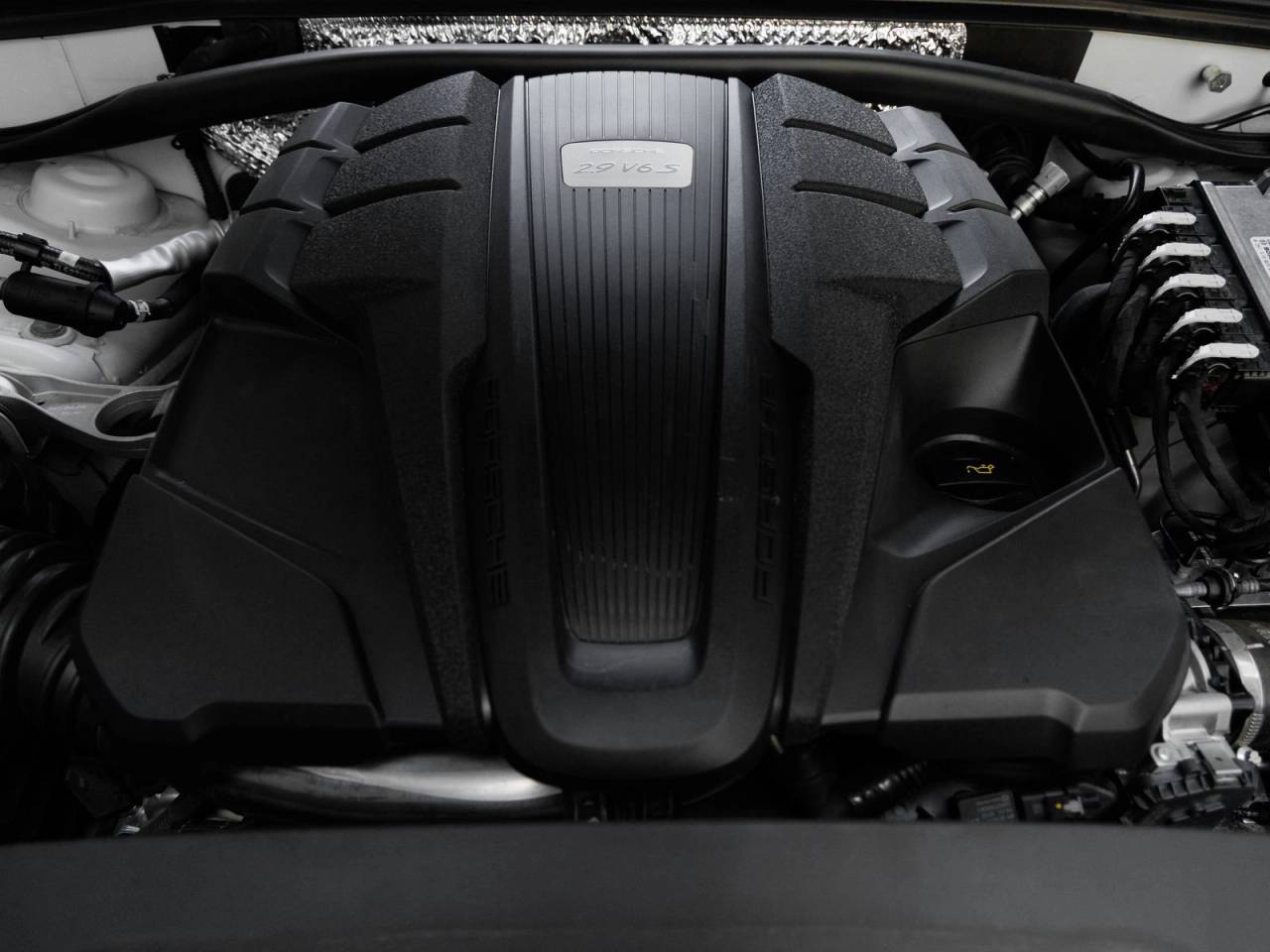 2022 Porsche Macan Macan S