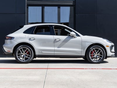 2024 Porsche Macan S