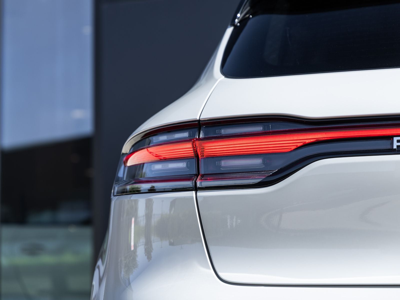 2024 Porsche Macan S