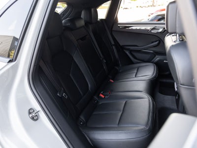 2024 Porsche Macan S