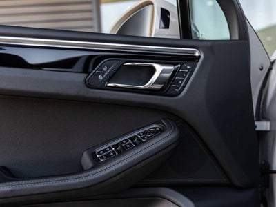 2024 Porsche Macan Macan S