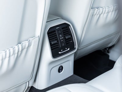 2024 Porsche Macan Macan S