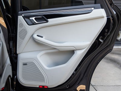 2024 Porsche Macan Macan S