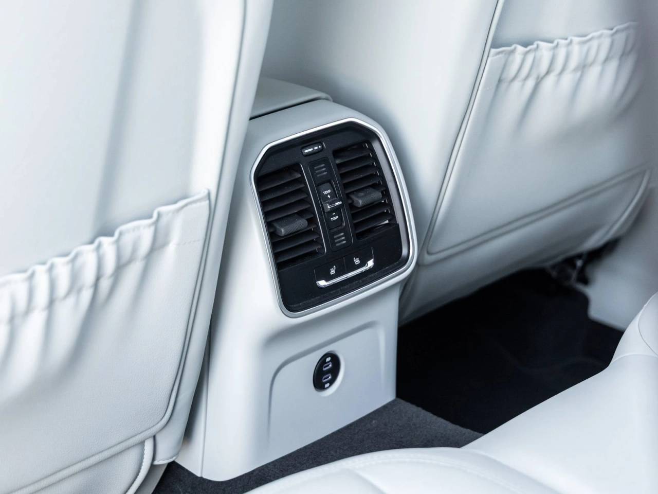 2024 Porsche Macan Macan S