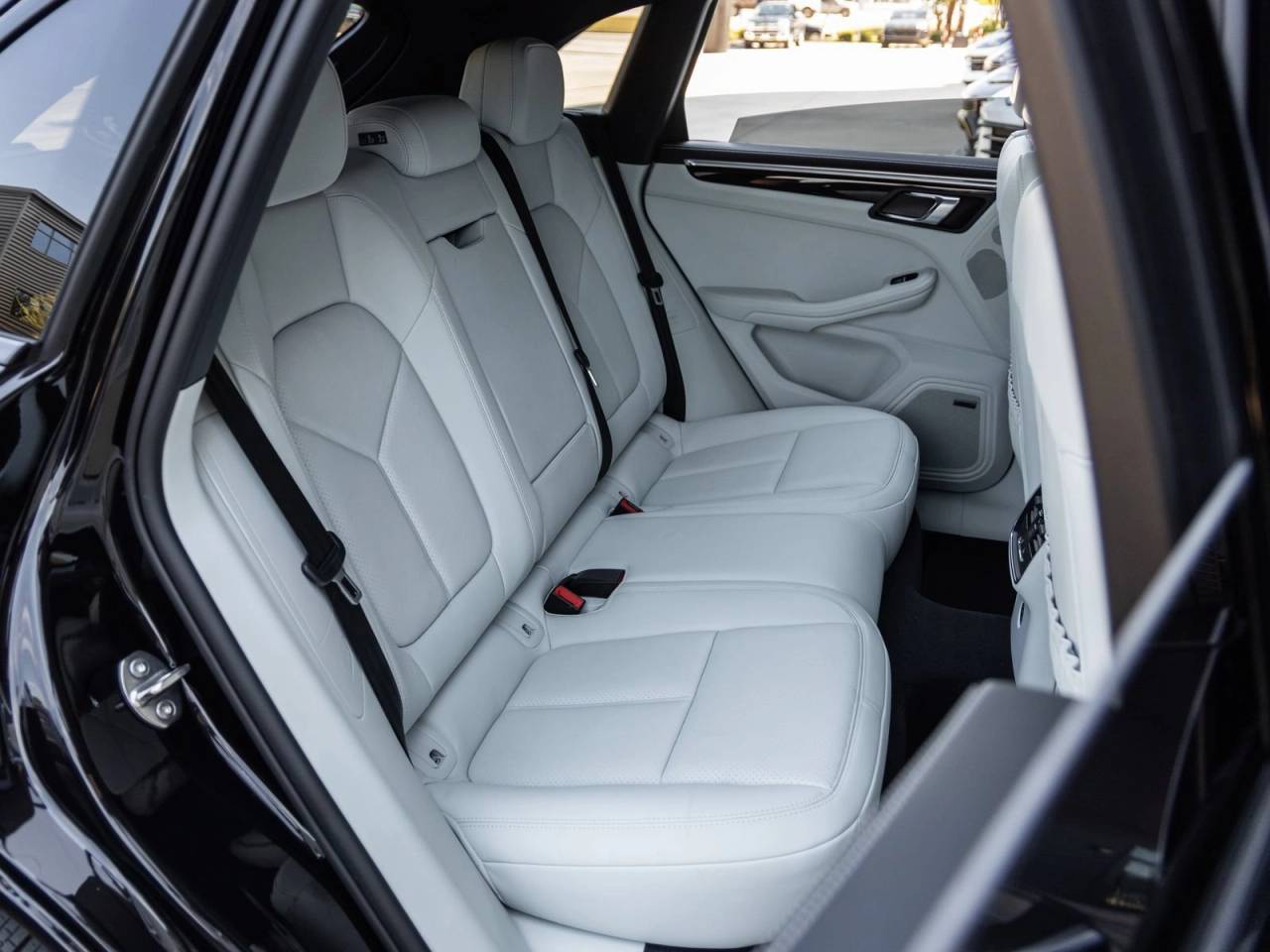 2024 Porsche Macan Macan S