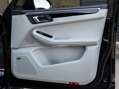 2024 Porsche Macan Macan S