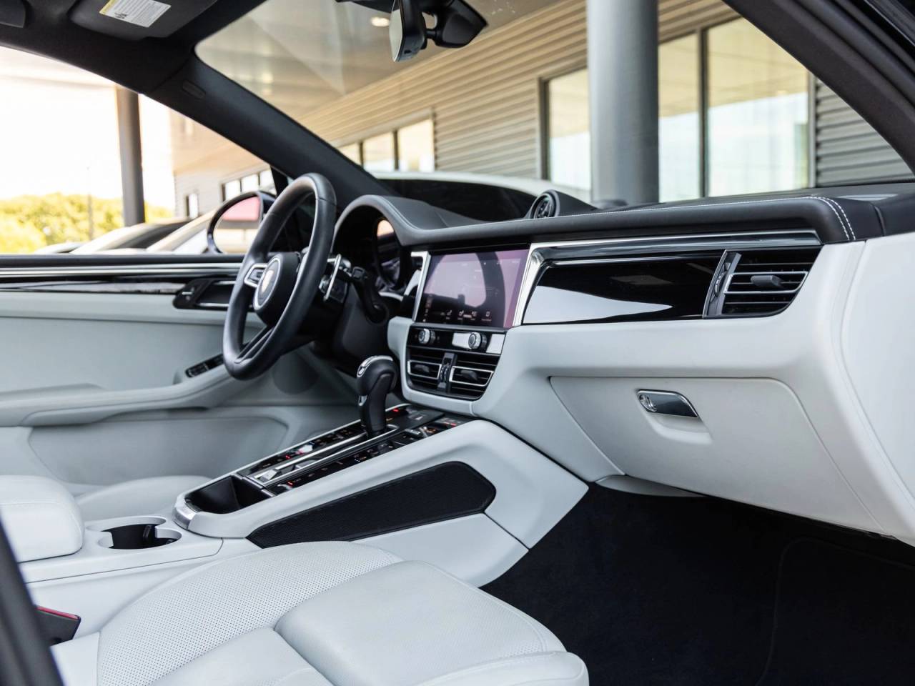 2024 Porsche Macan Macan S