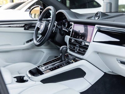 2024 Porsche Macan Macan S