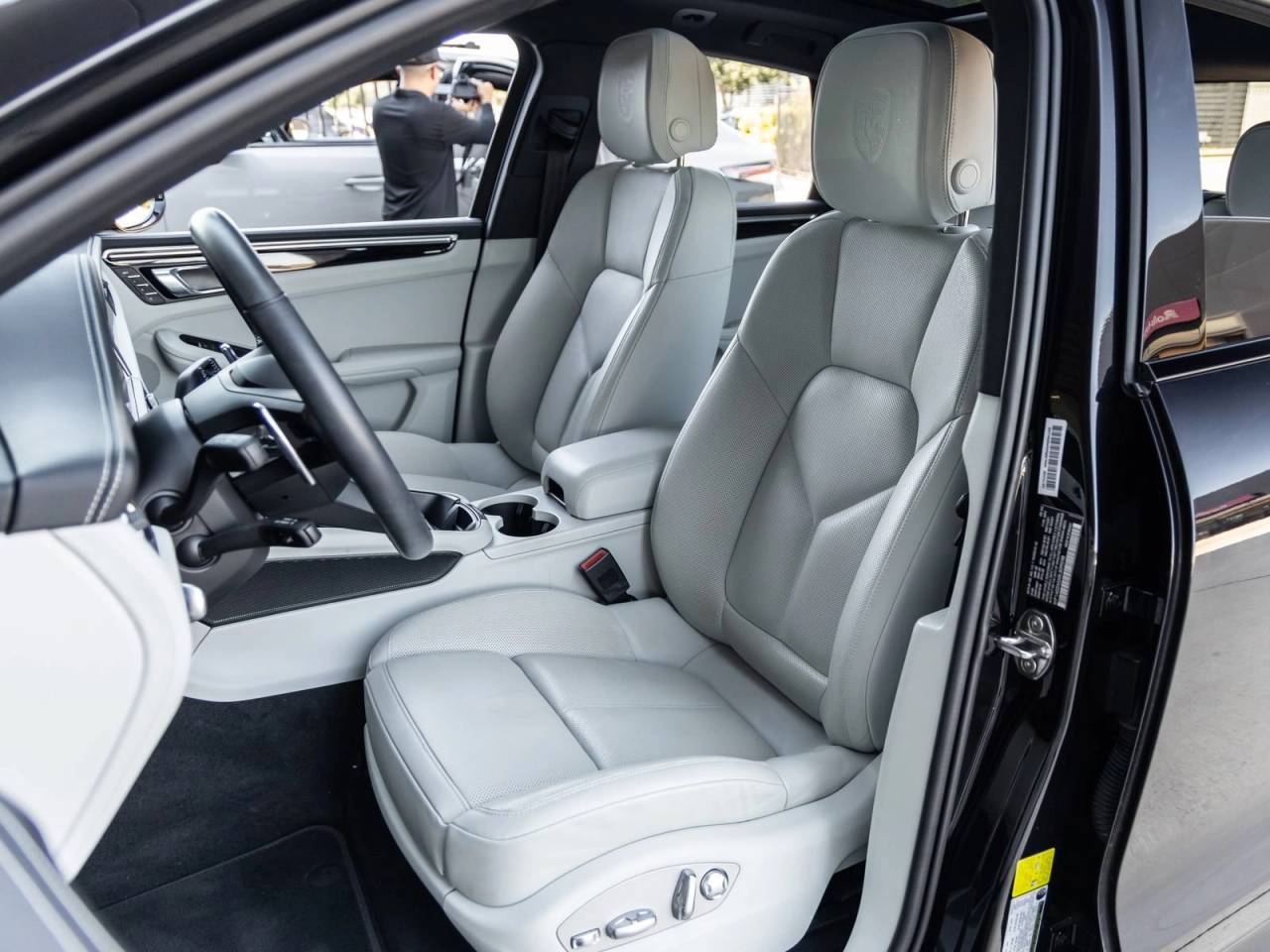 2024 Porsche Macan Macan S