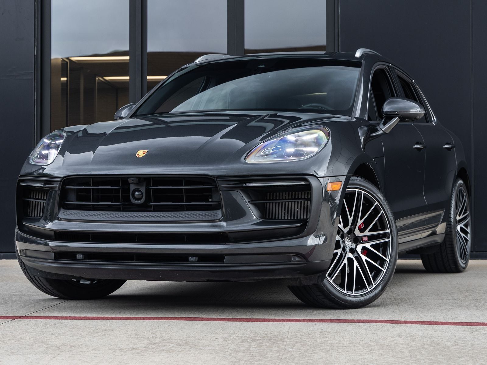 2024 Porsche Macan S