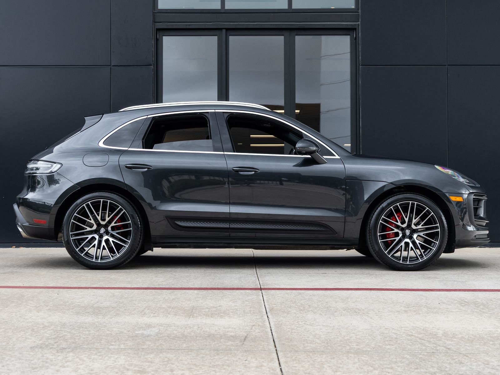 2024 Porsche Macan S