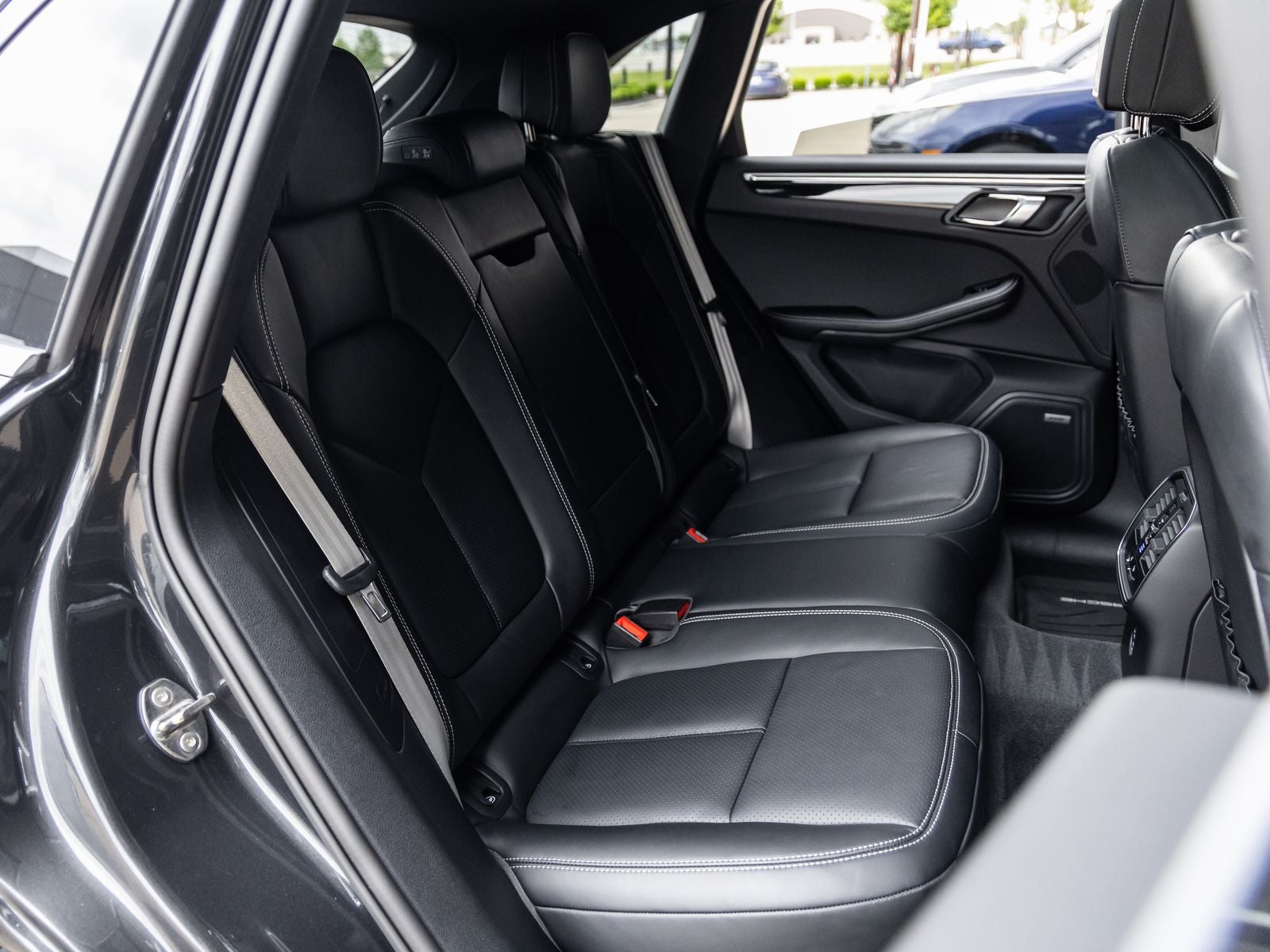 2024 Porsche Macan S