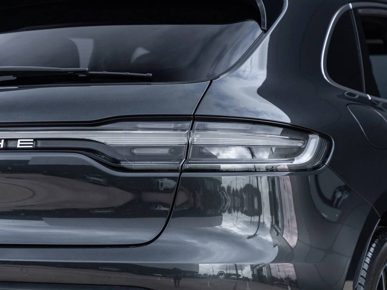 2024 Porsche Macan S