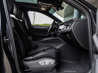 2024 Porsche Macan S