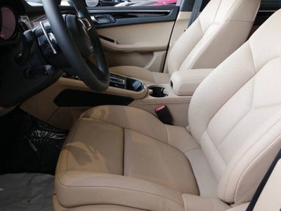 2025 Porsche Macan S