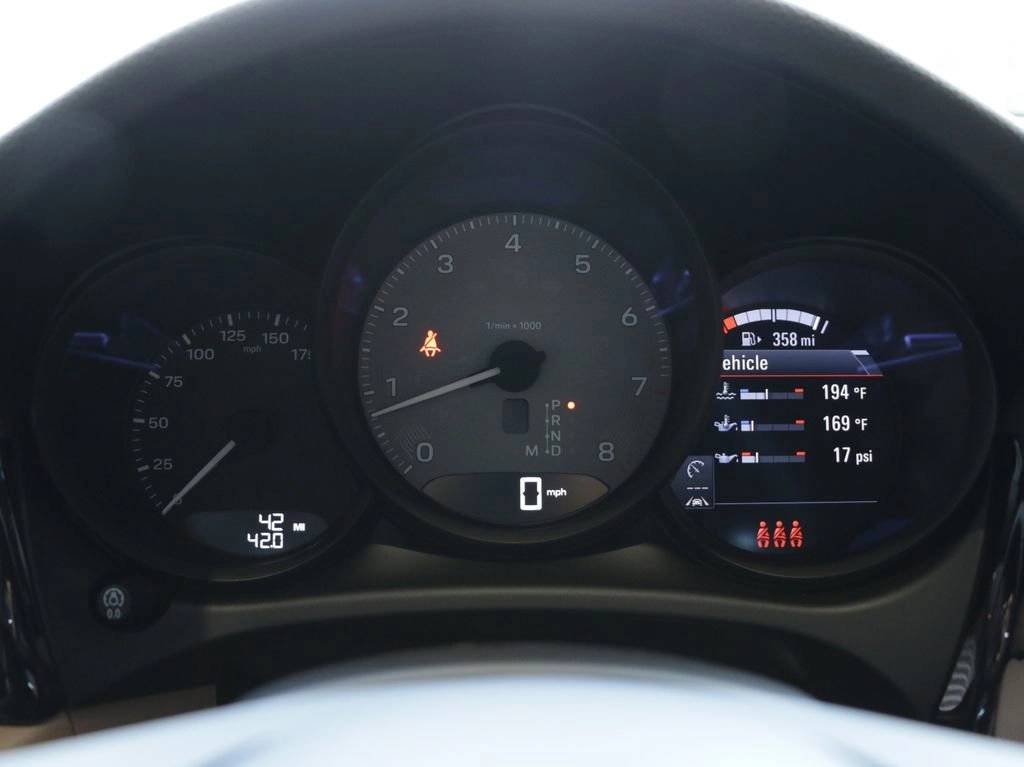 2025 Porsche Macan S