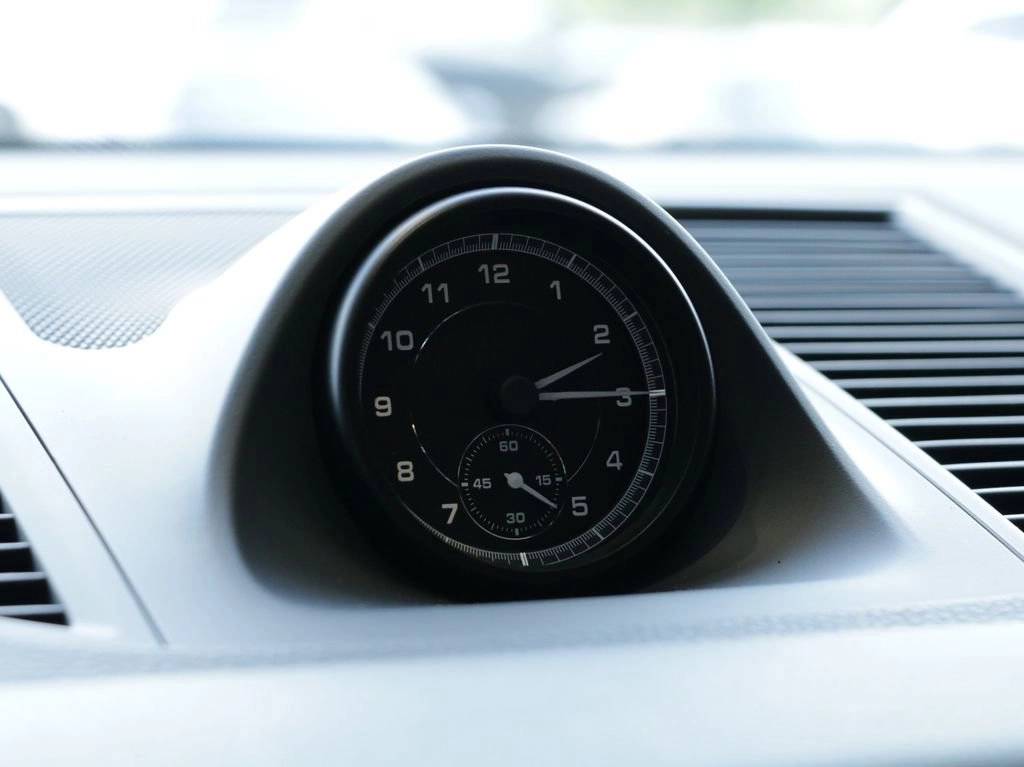 2025 Porsche Macan S