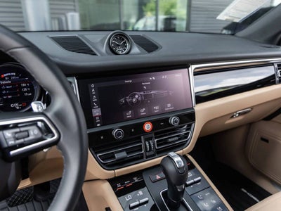 2025 Porsche Macan S