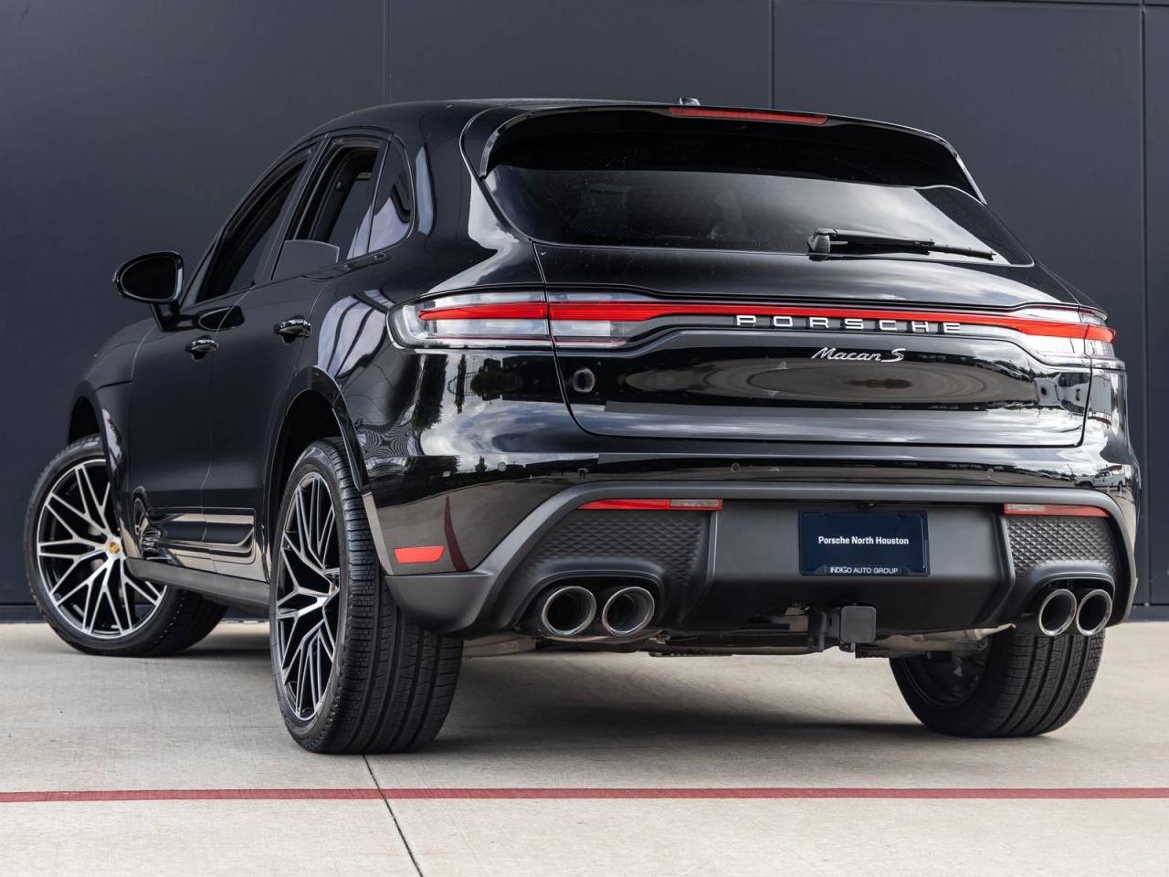 2025 Porsche Macan S