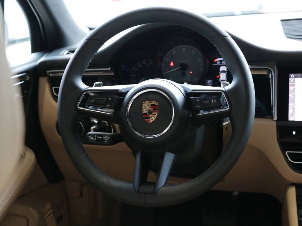 2025 Porsche Macan S